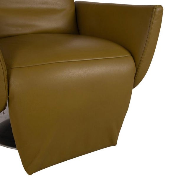 Animal Skin Seneca Armchair in Green Leather from Koinor For Sale - Image 7 of 18