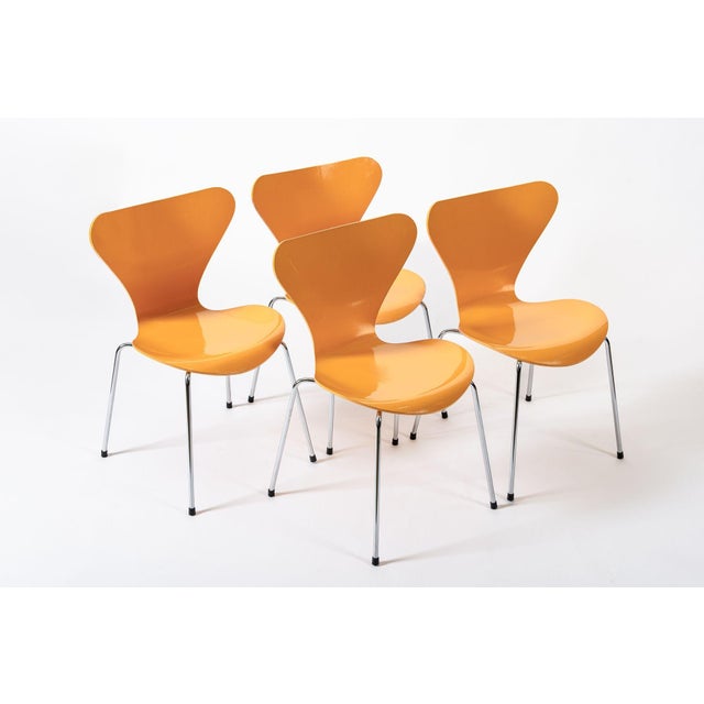 Danish Modern Dining Chairs Series 7 by Arne Jacobsen for Fritz Hansen For Sale - Image 11 of 11