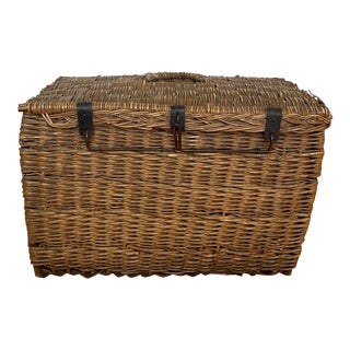 European French Antique Woven Wicker Travel Basket Trunk For Sale