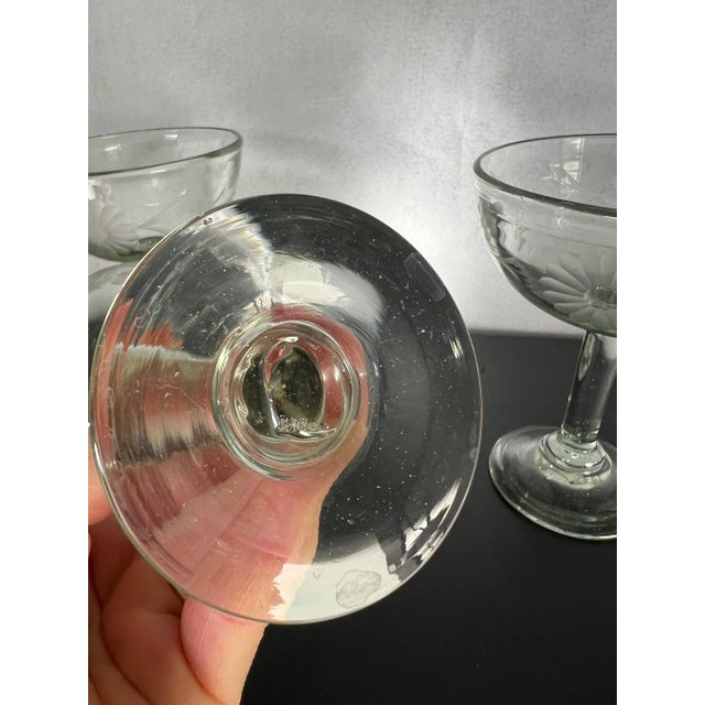 1980s 1980s Rose Ann Hall Margarita Glasses: Hand Blown Green Tint Coupes - Set of 4 For Sale - Image 5 of 14