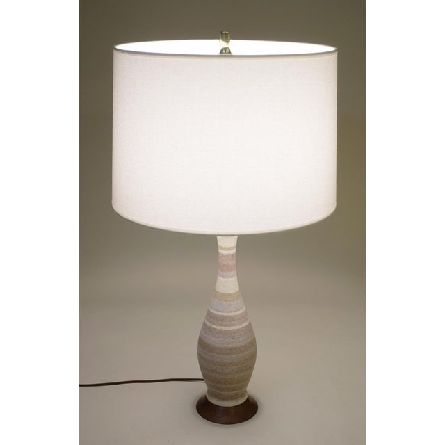 Wood 1960s Modern Phil Mar Stripped Ombre Lava Glaze Bottle Art Pottery Ceramic Walnut Table Lamp 1960s For Sale - Image 7 of 10