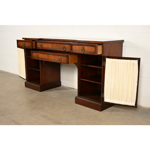 Kittinger English Regency Carved Mahogany Sideboard Buffet, Circa 1960s For Sale In South Bend - Image 6 of 17
