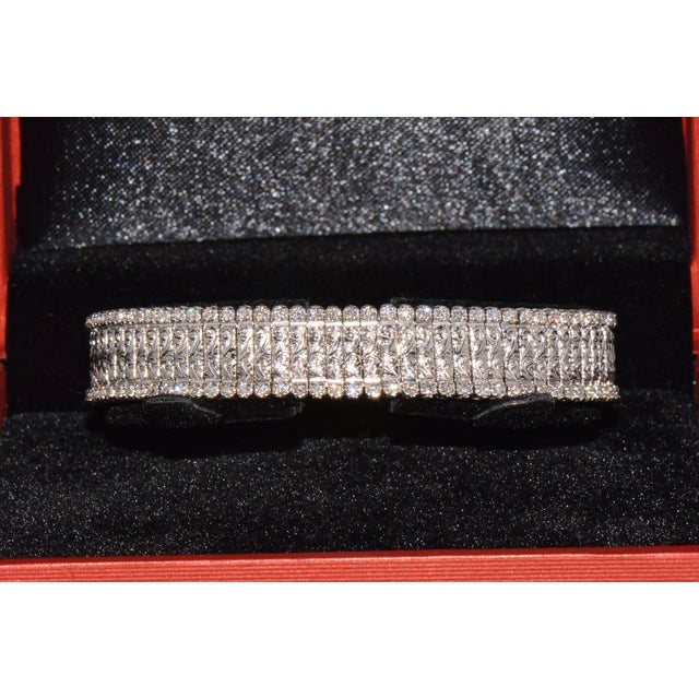 Authentic Roberto Coin 18k White Gold 2.08Cts Natural Diamond Flexible Link Bracelet For Sale - Image 17 of 17