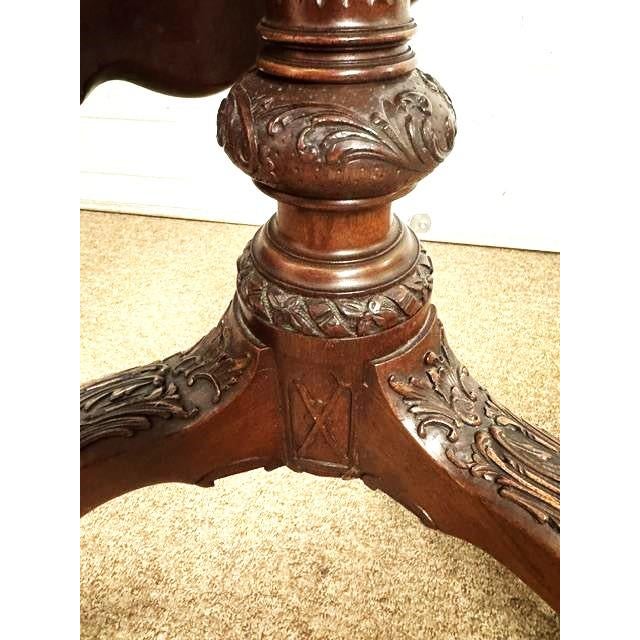 Mid 20th Century Beautiful Mahogany Philadelphia Chippendale Style Dish Top Birdcage Tilt Table For Sale In Boston - Image 6 of 14