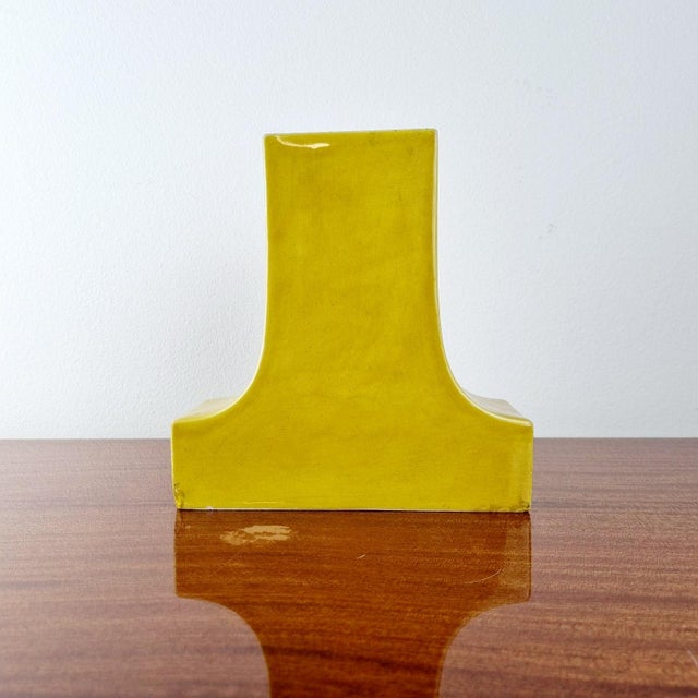 Mid-Century Modern Mid-Century Modern Ceramic Vase in Mustard Color by Antonio Zen, 1970s For Sale - Image 3 of 11