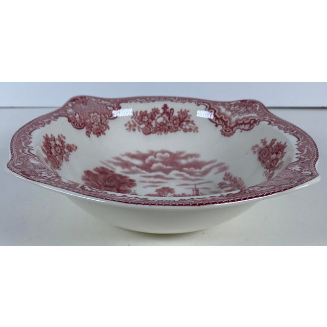 English Early 20th Century Johnson Bros. “Old Britain Castles” Red Transferware Serving Bowl For Sale - Image 3 of 9