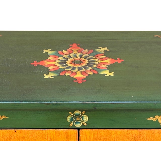 Tibetan Style Green Orange Two Snowlions End Table Nightstand For Sale - Image 4 of 10
