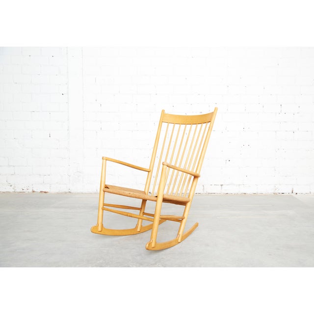 Vintage J16 Rocking Chair by Hans J. Wegner for FDB Møbler, 1960s For Sale - Image 17 of 17