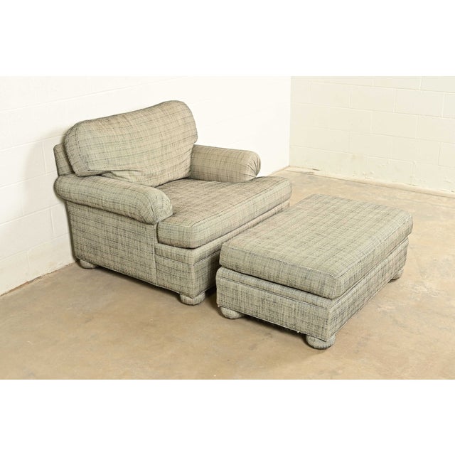 An exceptional Modern or Contemporary oversized lounge chair with ottoman By Ethan Allen USA, Late 20th Century Measures:...