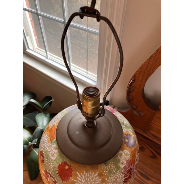 Japanese Mid 20th Century Japanese Satsuma Ceramic Floral Table Lamp For Sale - Image 3 of 8