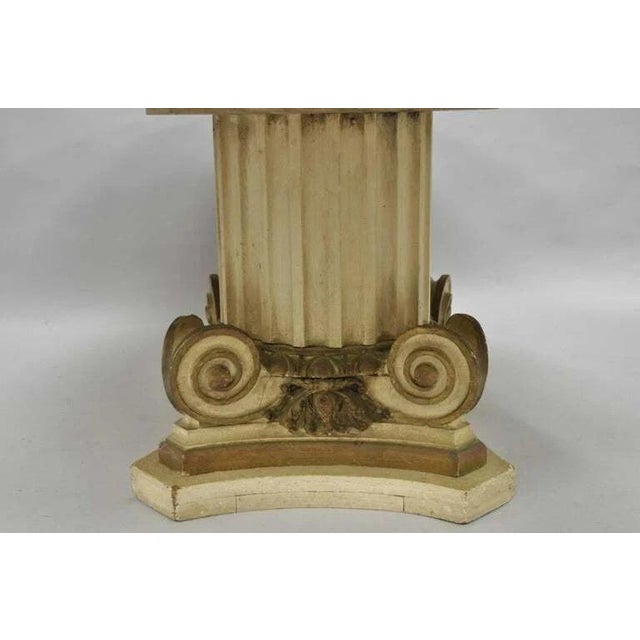 Traditional Early 20th Century French Empire Round Marble Top Corinthian Column Wood Pedestal Base Coffee Table For Sale - Image 3 of 9