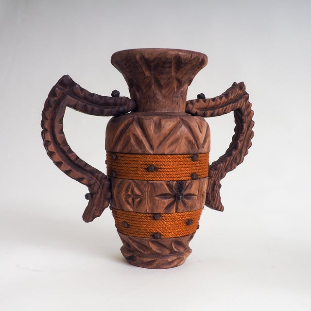 Spanish Brutalist Vases in Wood, 1970s, Set of 2 For Sale - Image 12 of 15