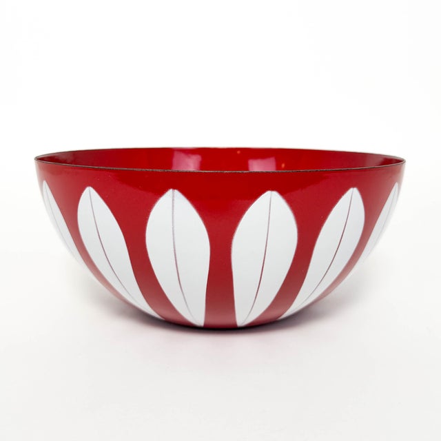 Cathrineholm 1960's Cathrineholm Red and White Lotus Enamel Bowl 11-Inch For Sale - Image 4 of 11