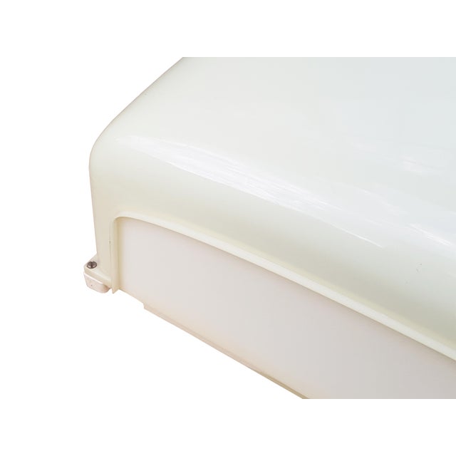 Vintage Plastic Cnosso Wall Lights by A. Mangiarotti for Artemide, 1969, Set of 5 For Sale - Image 3 of 12