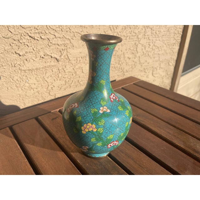 Metal Mid Century Chinese Cloisonné Teal Enamel Vase For Sale - Image 7 of 8
