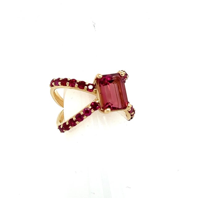 Traditional Natural Pink Tourmaline Ruby Ring 14k Y Gold 3.33 TCW Certified For Sale - Image 3 of 8
