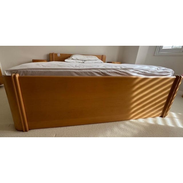 Vintage Heywood Wakefield Airflow Style King Headboard Footboard Bed Frame Wheat Mid Century Modern Art Deco Style For Sale - Image 16 of 18
