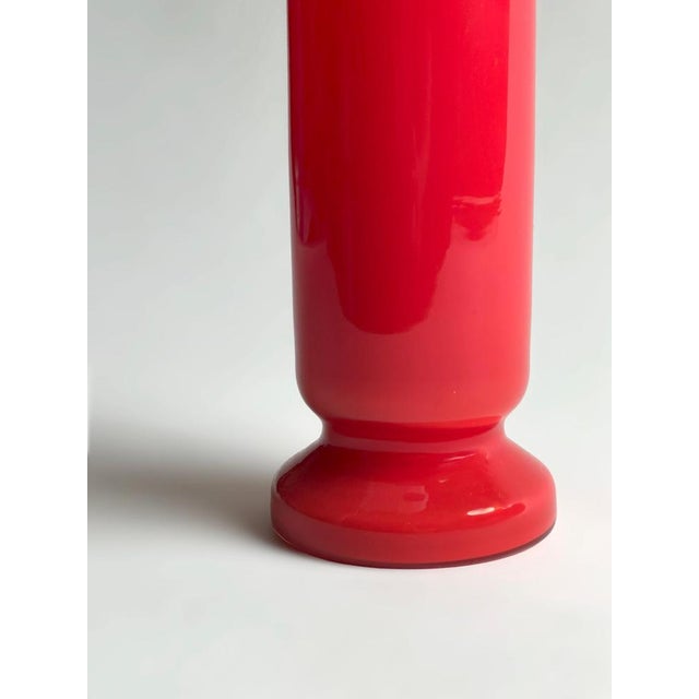 Red Cased Glass Column Vase from Empoli, Italy, 1970s For Sale - Image 4 of 10