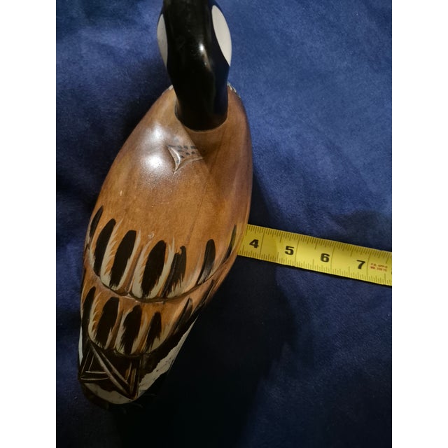 Vintage Hand-Carved and Hand-Painted Canadian Goose Decoy For Sale In Palm Springs - Image 6 of 7