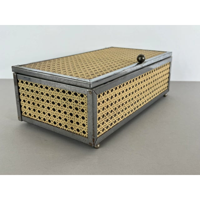 Beige Vintage Coastal Decorative Box For Sale - Image 8 of 8