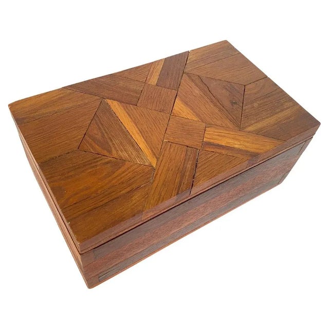 Jewelry Box in Wood with Geometrical Inlays, France, 1970s For Sale - Image 12 of 12