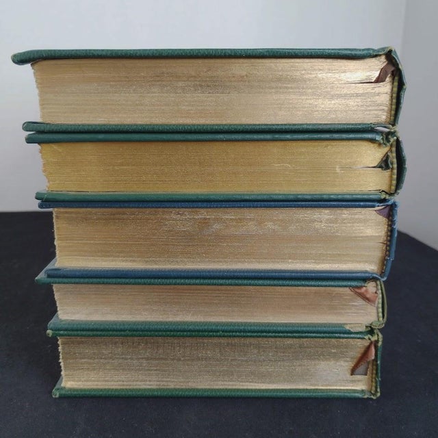 Mid-Century Modern Vintage International Collectors Library Classic Novels Green Leather Bound Gold Gilt Trim Set of 5 Books For Sale - Image 3 of 9
