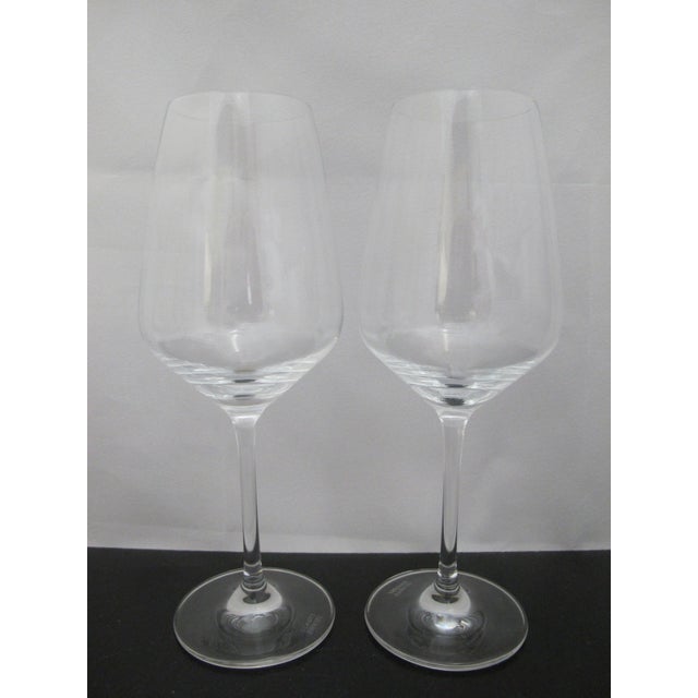 Light and elegant Schott Zwiesel crystal Riesling wine glass set of 2. I believe this is the Pure pattern showing a plain...