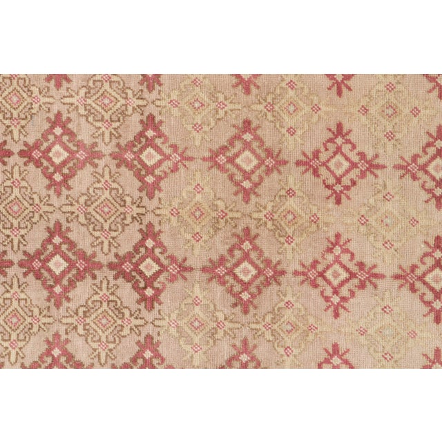 1960s Vintage Deco Rug in Red, White & Pink Geometric Pattern For Sale In New York - Image 6 of 8