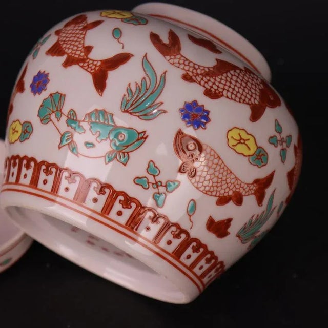 Chinese Vintage Ceramic Pot,China Old Porcelain Factory Made Famille Verte Porcelain Tea Jar Hand Painted Lotus Flowers and Mandarin Duck Pattern For Sale In Seattle - Image 6 of 8