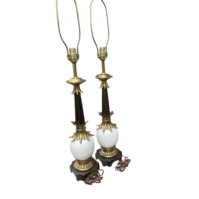 Metal Mid Century Hollywood Regency Stiffel Ostrich Egg Lamps- a Pair For Sale - Image 7 of 12