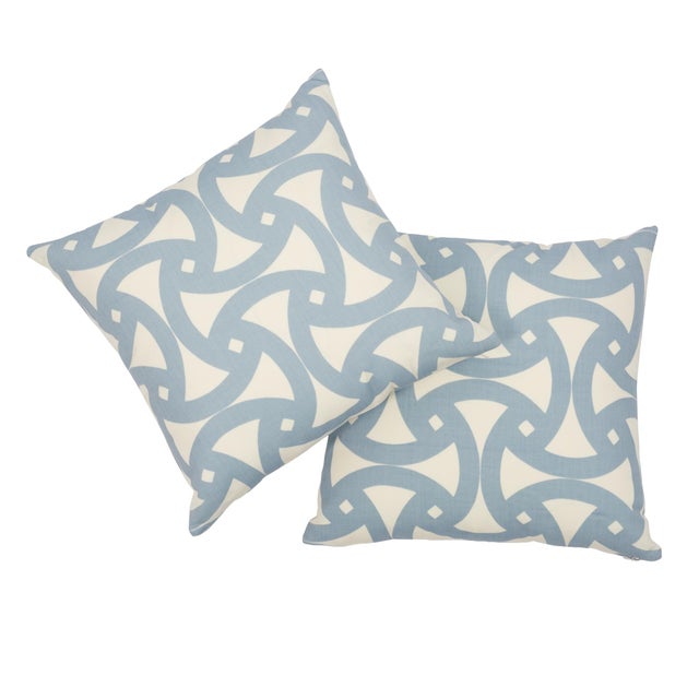 This 18" x 18" indoor/outdoor pillow features Santorini Print in Sky. An exuberant pattern of interlocking curves, this...