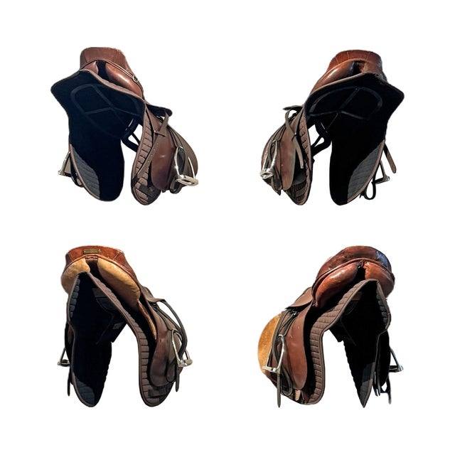 Farmhouse Set of Four Vintage American Jump Saddles on Racks For Sale - Image 3 of 12