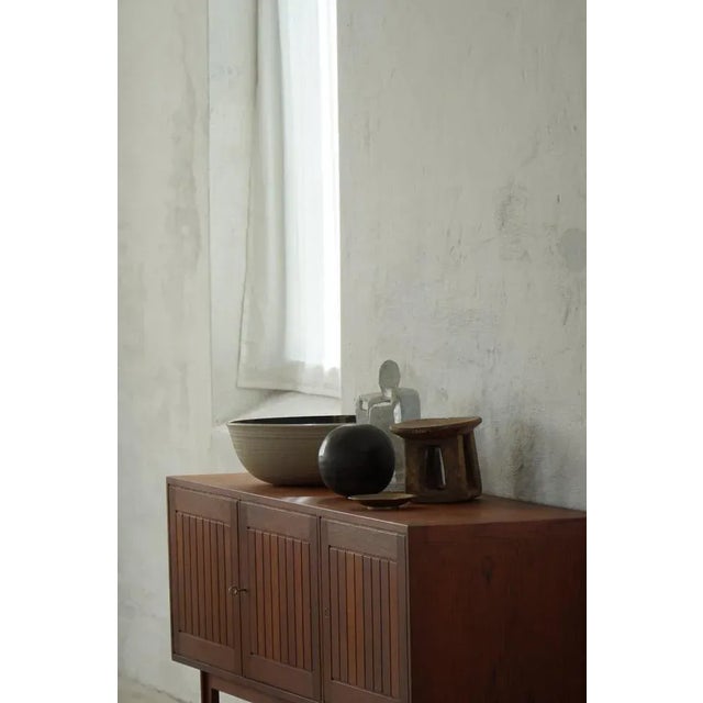 Large Mid-Century Modern Ceramic Bowl attributed to Nils Kähler, Denmark, 1979 For Sale - Image 3 of 15