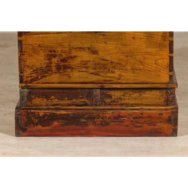 19th Century Large Late Qing Dynasty Elm Blanket Chest with Brass Hardware and Warm Patina For Sale - Image 11 of 12