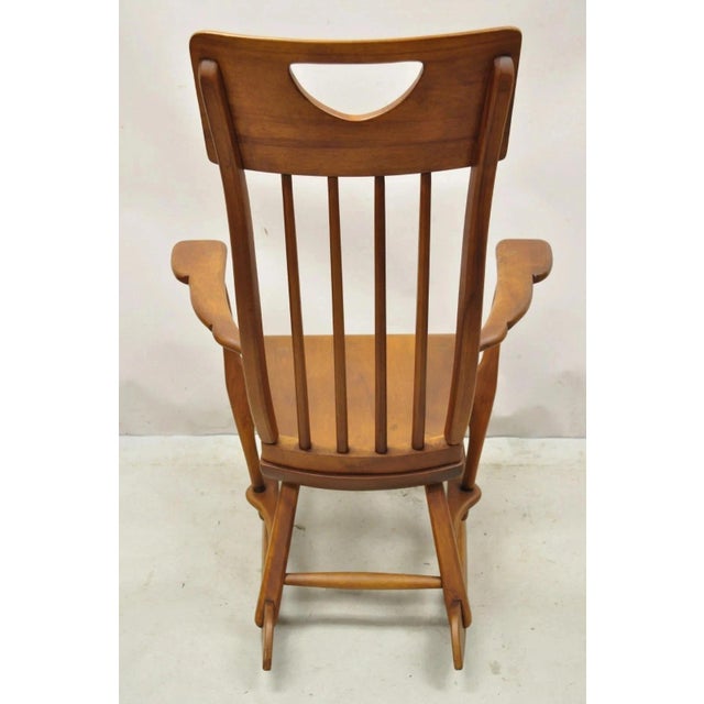 Vintage Sikes Co Maple Wood American Colonial Style Rocker Rocking Chair (A) For Sale - Image 9 of 11