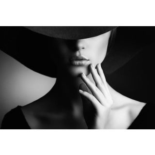 Woman' Contemporary Archival Black and White Photograph Print From the Original Negative by Getty - 16x12 For Sale