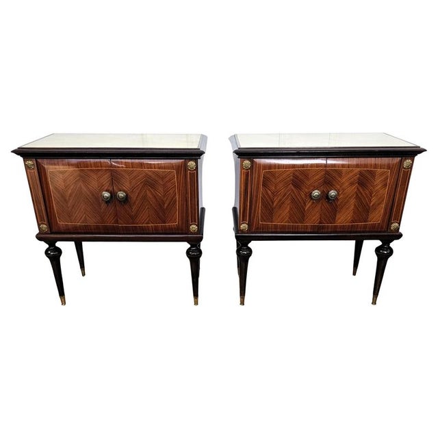 Mid-Century Art Deco Italian Walnut Nightstands with Glass Top, 1950s, Set of 2 For Sale - Image 9 of 9