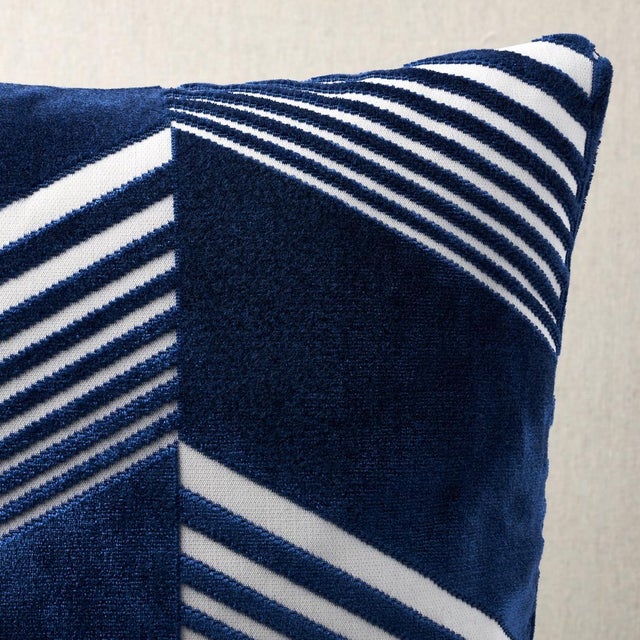 This pillow features Jessie Cut Velvet by Victor Glemaud for Schumacher with a knife edge finish. Created in collaboration...