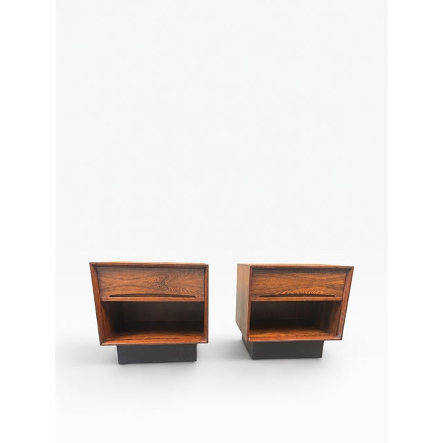 Mid-Century Modern 1960s Pair of Danish Modern Dyrlund Rosewood Floating Nightstands or Bedside Cabinets For Sale - Image 3 of 12