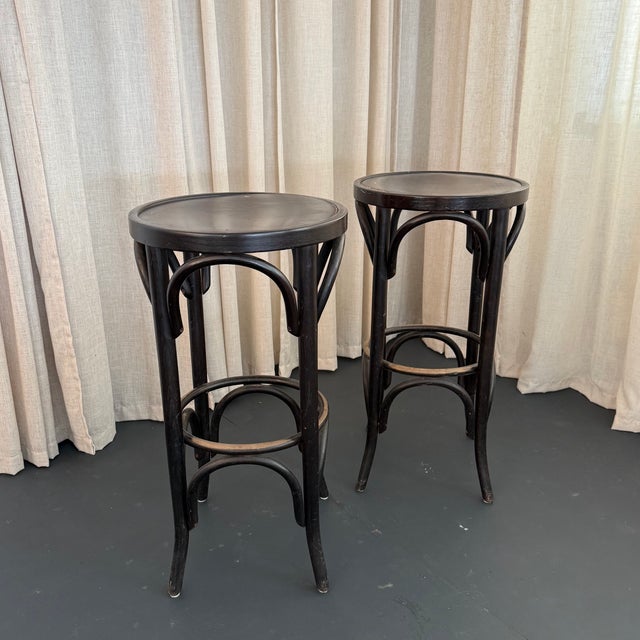 Mid-Century Modern Pair of Mid-Century Thonet Style Bentwood Bar Stools For Sale - Image 3 of 6