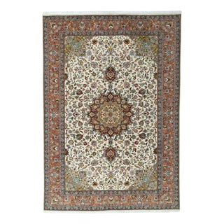 Hand-Knotted Oriental Rug in Silk For Sale