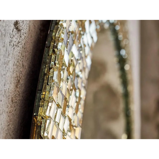 Gold Sovrapposto Round Mirror by Davide Medri For Sale - Image 4 of 5