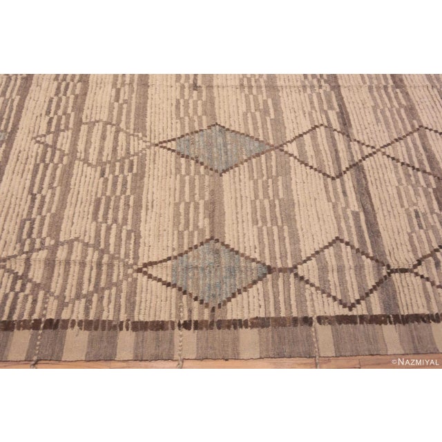 Nazmiyal Collection Large Geometric Tribal Diamond Modern Area Rug For Sale - Image 4 of 5