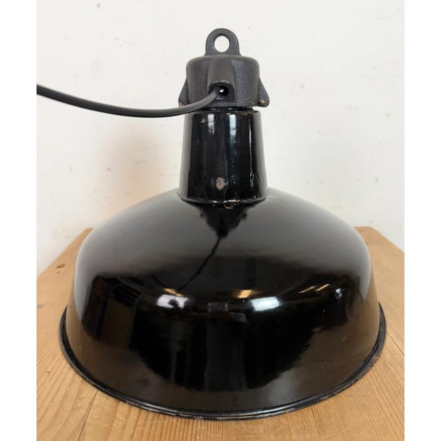 Industrial Black Enamel Factory Lamp with Cast Iron Top from Elektrosvit, 1950s For Sale - Image 13 of 18