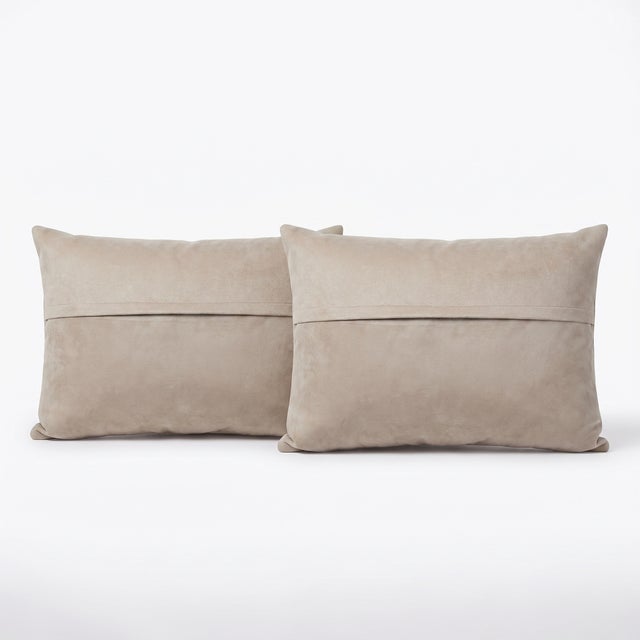 Turkish Wool Lumbar Kilim Pillow Cover 16'' X 24'' - Set of Two For Sale - Image 4 of 4