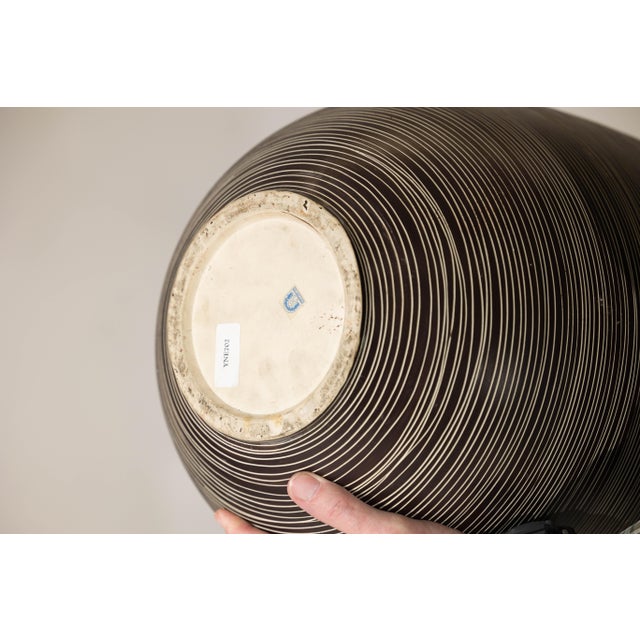 Ceramic Large Artisan Ceramic Vase with Fine Linear Decoration in Brown and Cream For Sale - Image 7 of 16