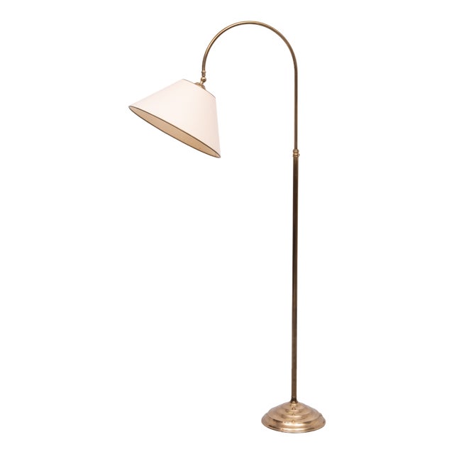 Classic Brass Floor Lamp with Curved Neck, 1950s For Sale