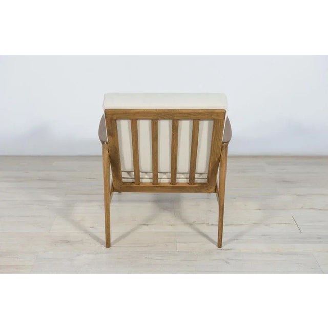 1960s Model 300-139 Armchair from Swarzędz Factory, 1960s For Sale - Image 5 of 13