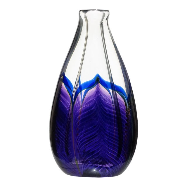 Zellique Studio Joseph Morel 1987 Signed Purple Blue Peacock Feather Vintage Art Glass Vanity Flower Vase For Sale