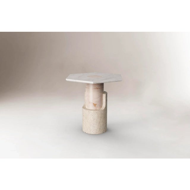 Celebrating a new invented reality, smooth and rough surfaces contrast with one another giving way to a new approach in...